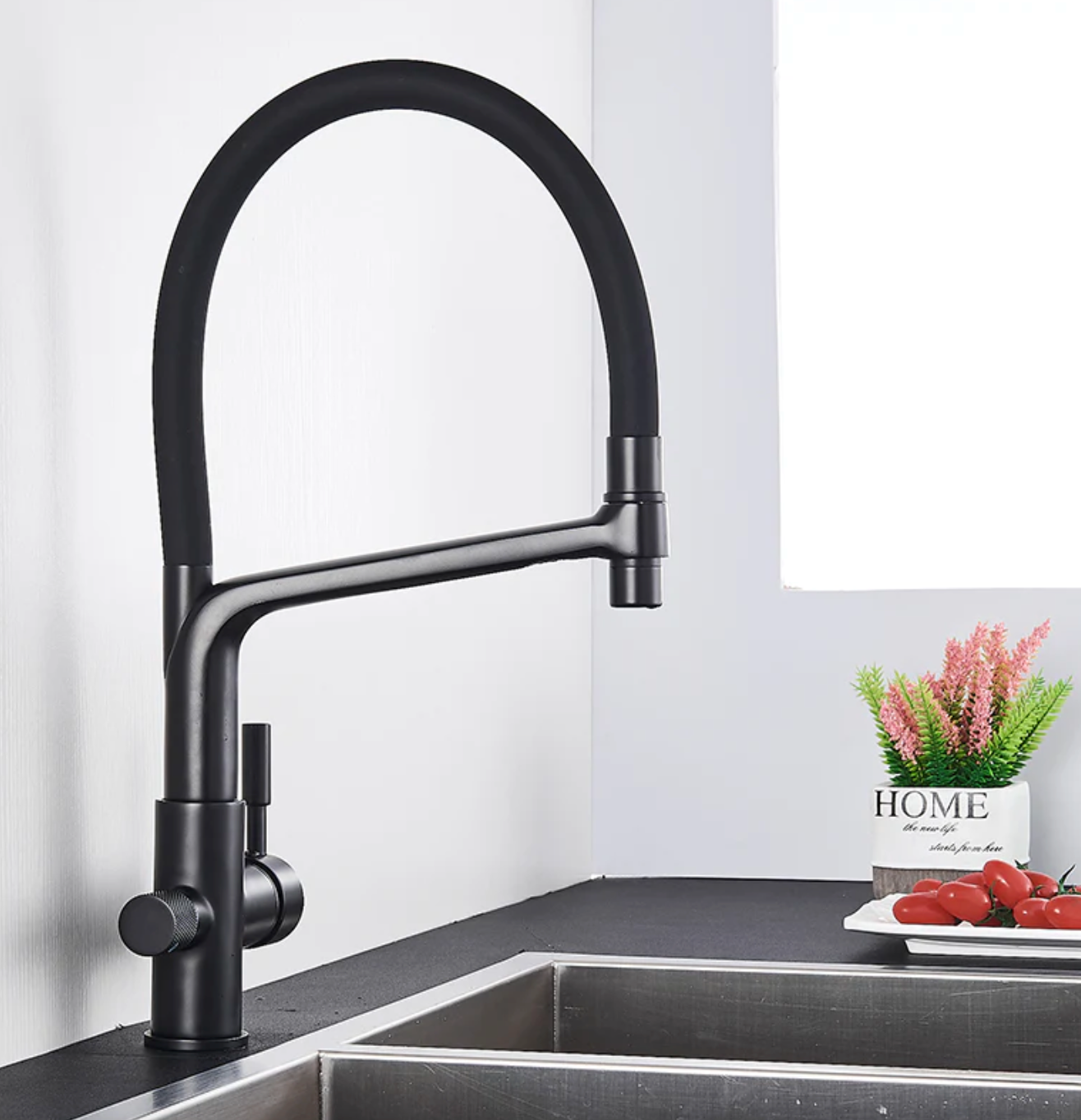 Sleek White Kitchen Faucet with Black Pull-Down Sprayer - Image 6