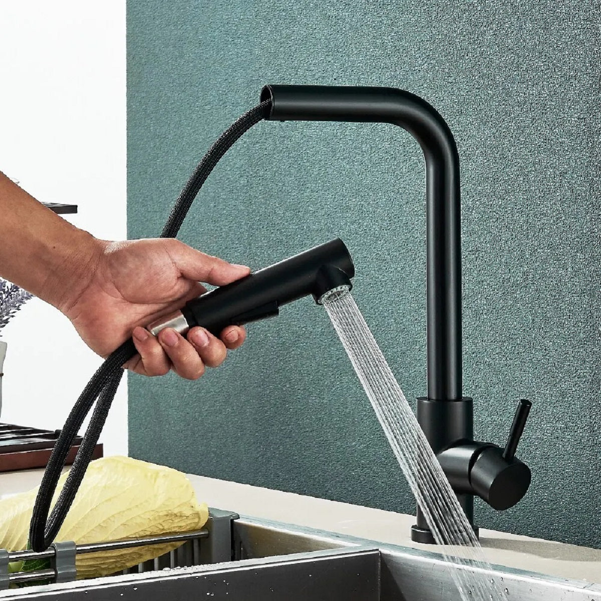Modern Matte Black Kitchen Faucet with Pull-Out Spray - Image 3