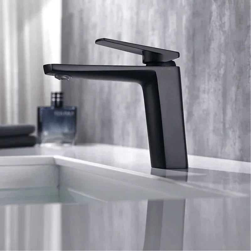 Modern Brushed Gold Single Lever Faucet - Image 6